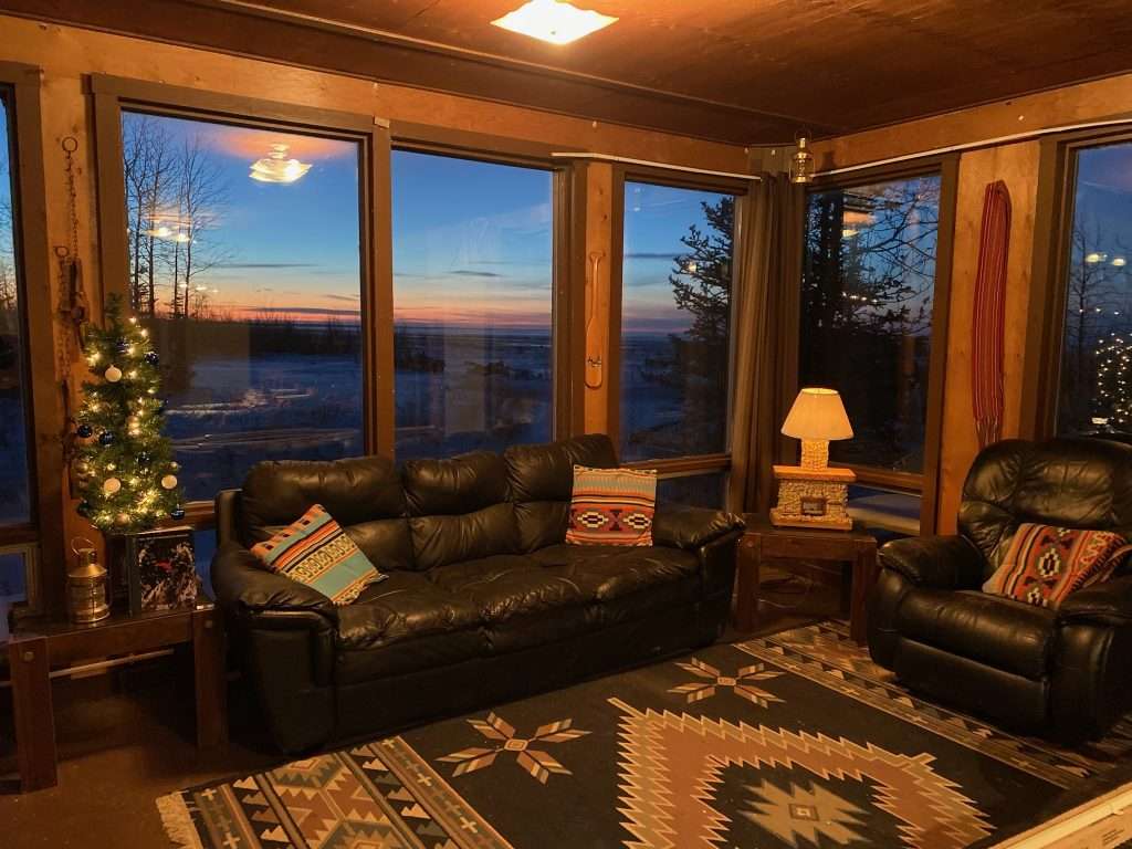 Wilderness Lodge at Castaways for rent hay River NWT Event Venue
